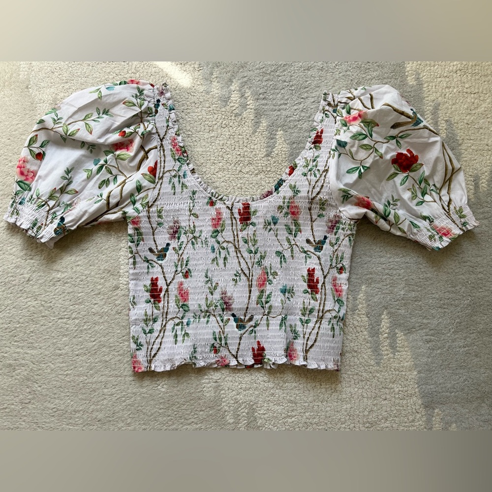 Hill House scoop neck short sleeve smocked crop top - size medium